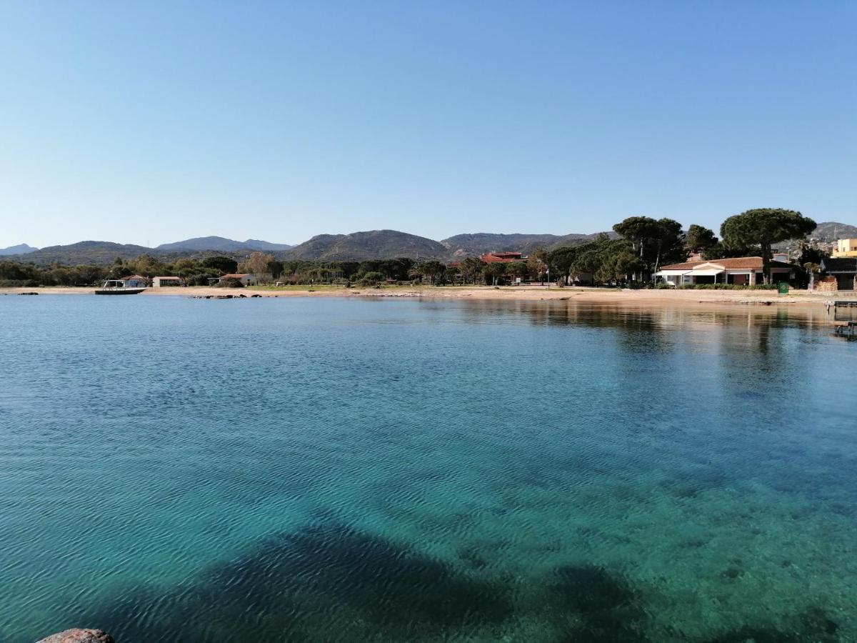 Aria Di Vacanza - Molara Loiri Porto San Paolo Exterior foto